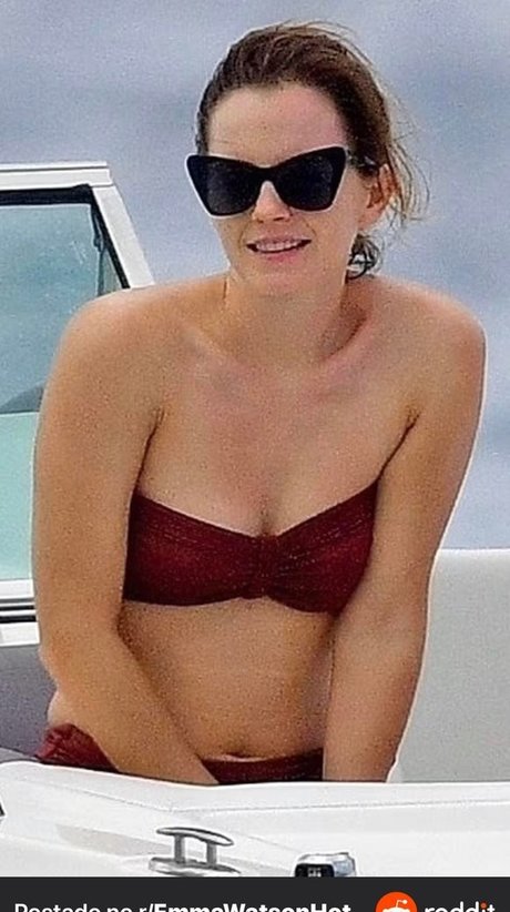 Emma Watson photo 575