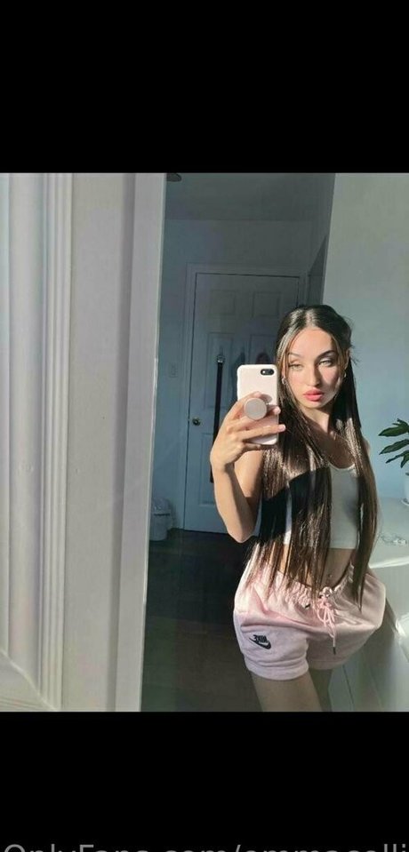 Emmacollinsxo photo 32