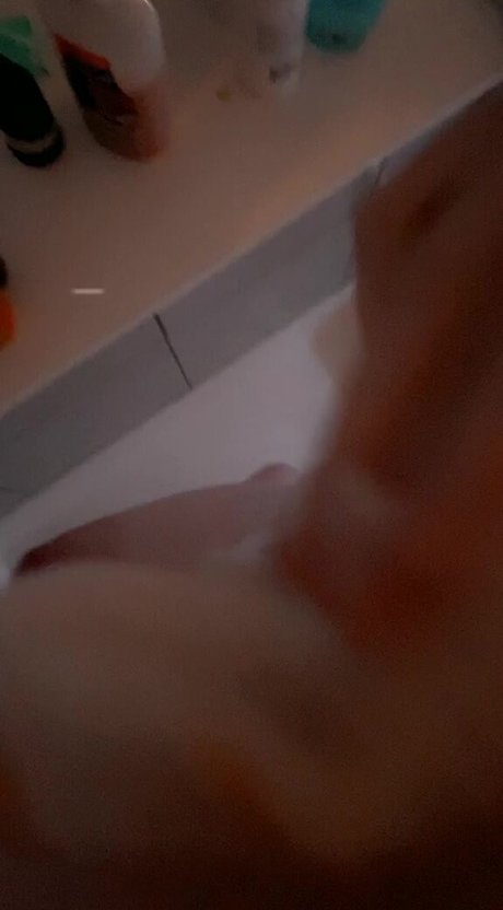 Emmahdorable photo 17