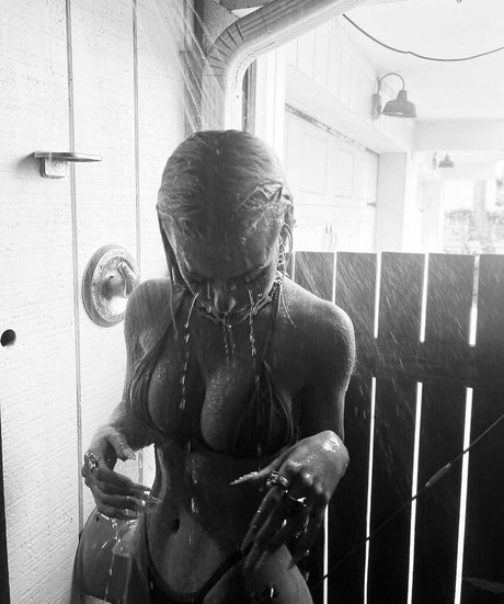 Emmanorton photo 43