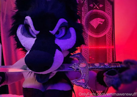Emmawerewuff photo 10
