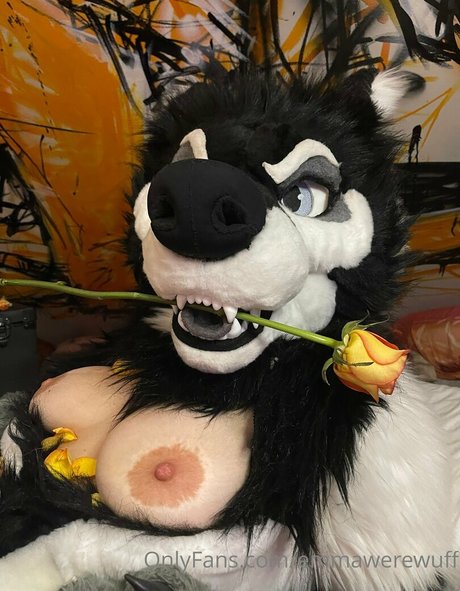 Emmawerewuff photo 40