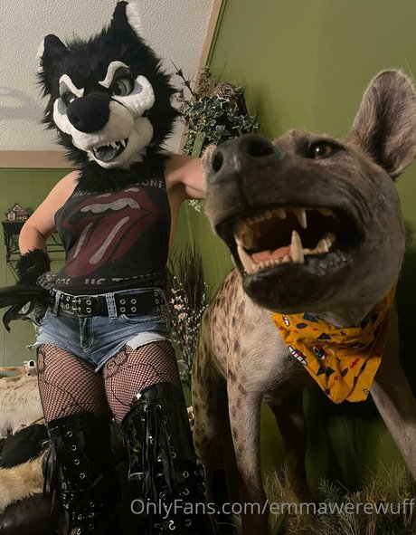 Emmawerewuff photo 58