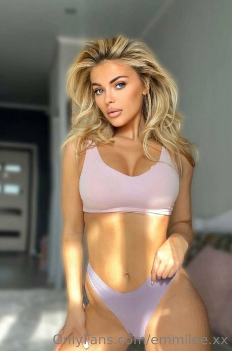 Emmilee.xx photo 43
