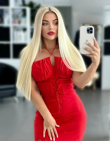 Emmilee.xx photo 196
