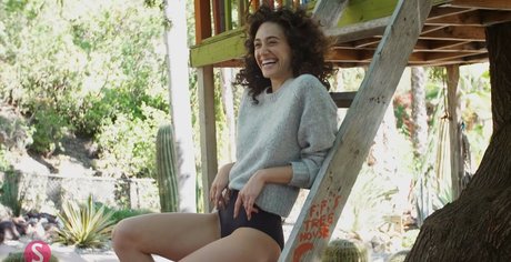 Emmy Rossum photo 36