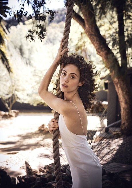 Emmy Rossum photo 54