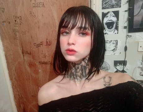 Profile photo of Emmyan purr