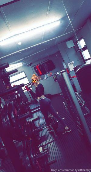 emmyfit photo 40