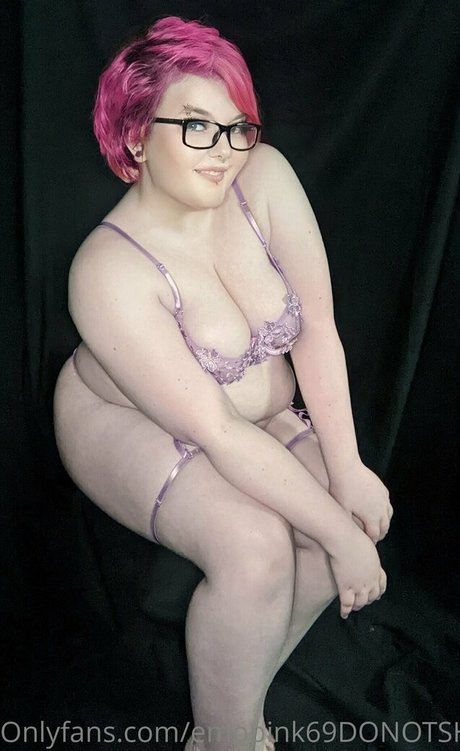 Emopink69 photo 23