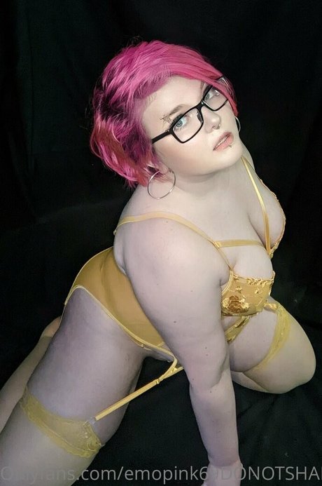 Emopink69 photo 52