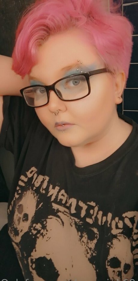 Emopink69 photo 76