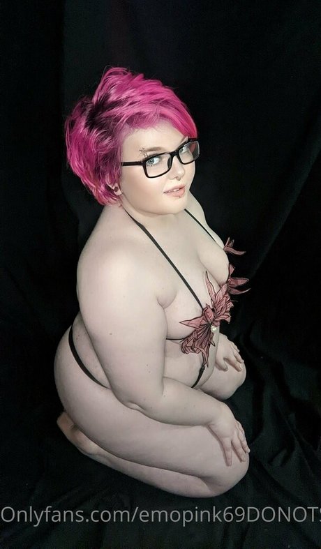 Emopink69 photo 81