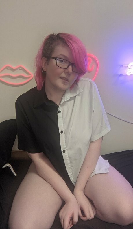 Emopink69 photo 112
