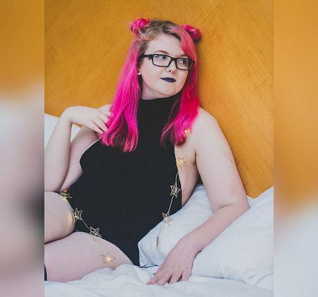 Emopink69 photo 182