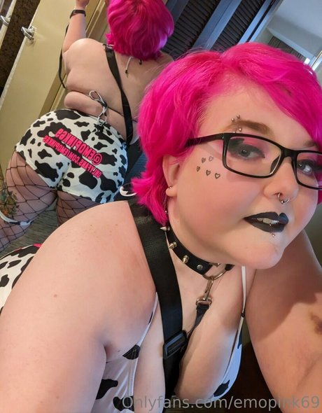 Emopink69 photo 247