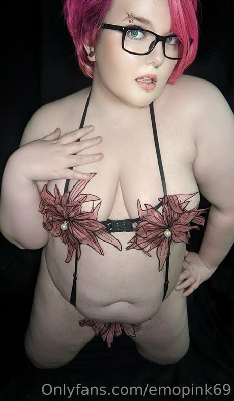 Emopink69 photo 299