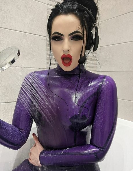 Empress Poison photo 61