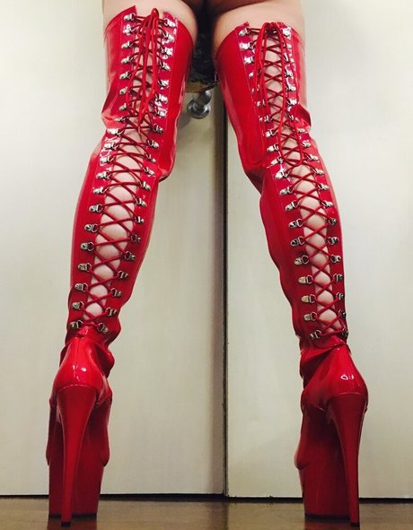 Empress Poison photo 70