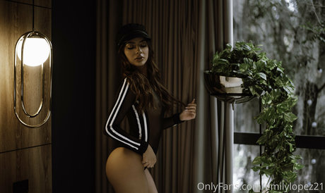 Emsexylips photo 45