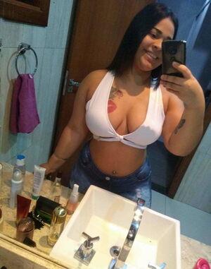 Endriely Barbosa photo 5