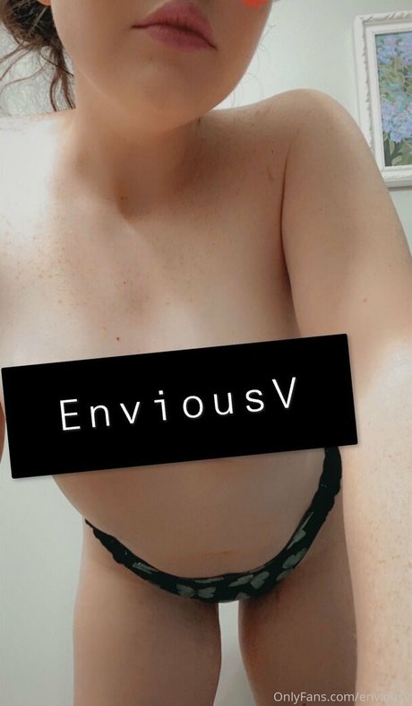 Enviousv photo 10