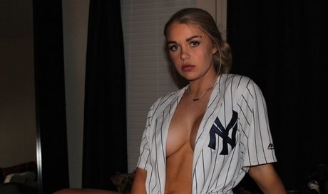 Erica Englebert photo 49