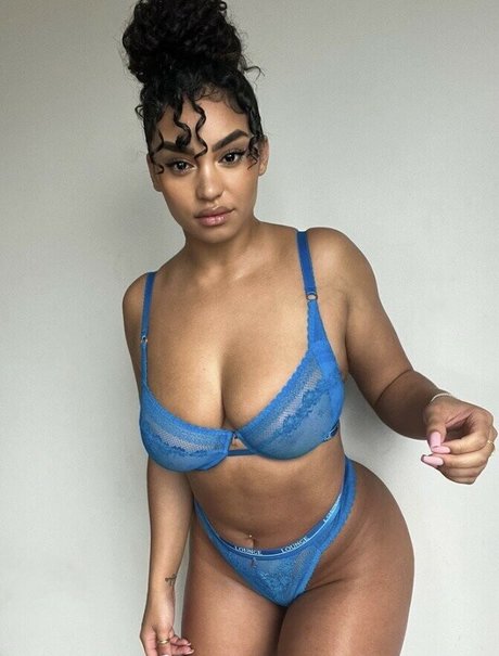 Erikahmarie photo 7