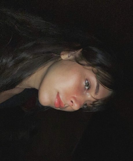 Erin Ashford photo 116