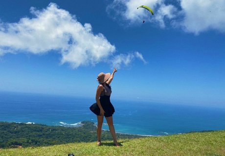 Erin Ashford photo 125