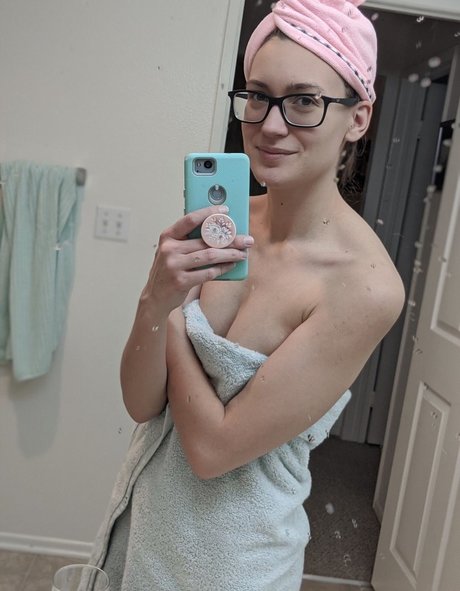 Erin Steeby photo 34