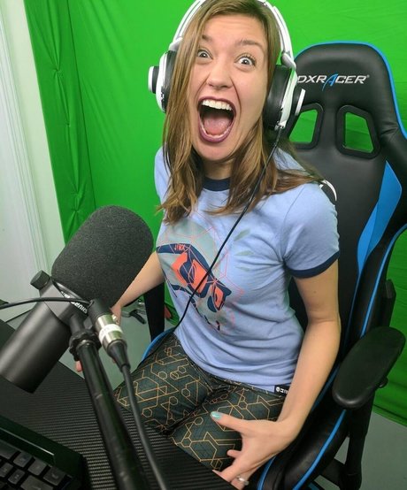 Erin Steeby photo 74