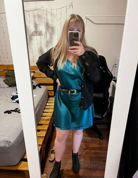 Erinjaydavis photo 10