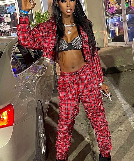 Erotica Vanderlei photo 7