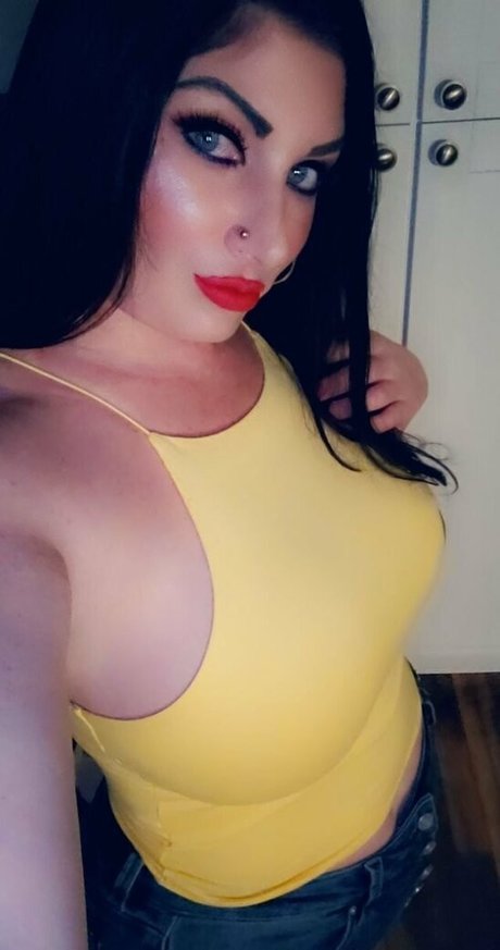 Erotiqued photo 81