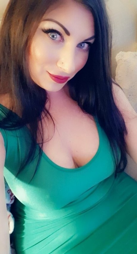 Erotiqued photo 147