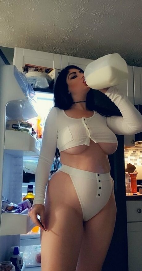 Erotiqued photo 170