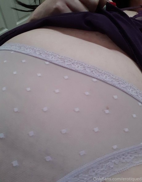 Erotiqued photo 219