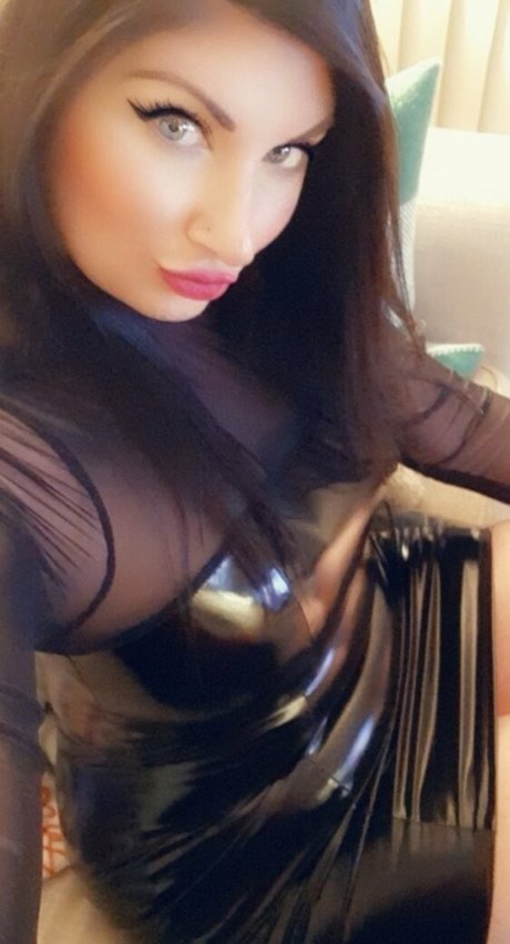 Erotiqued photo 265