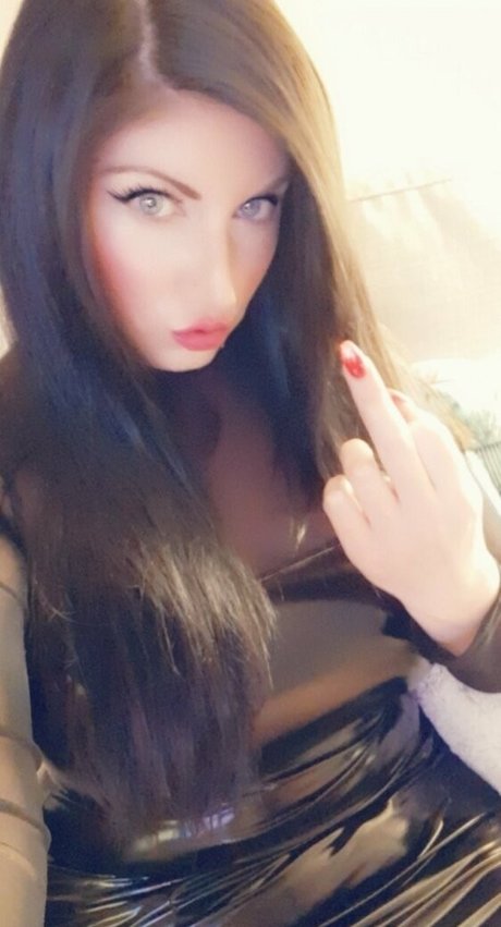 Erotiqued photo 266