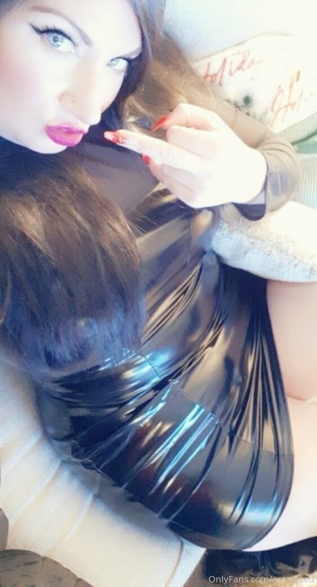 Erotiqued photo 268