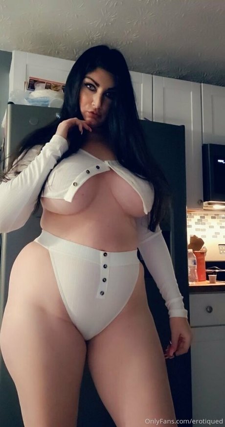 Erotiqued photo 296