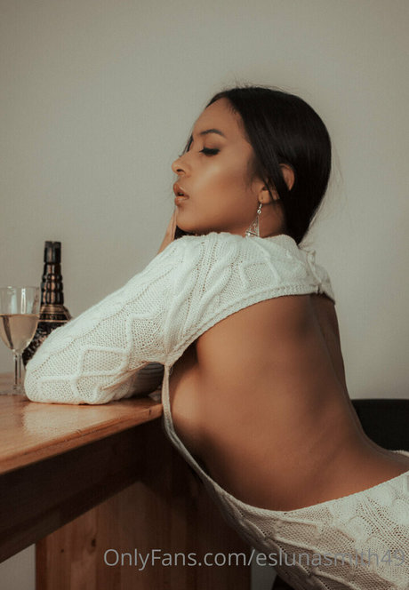 Eslunasmith49 photo 7