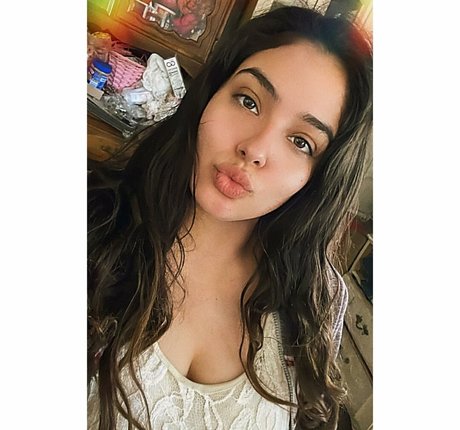 Esmeralda Quintero photo 22