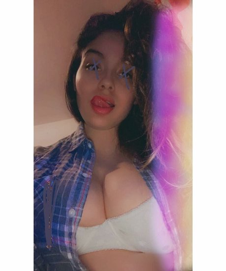 Esmeralda Quintero photo 32