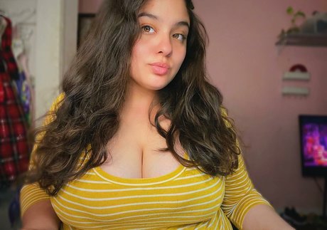 Esmeralda Quintero photo 39