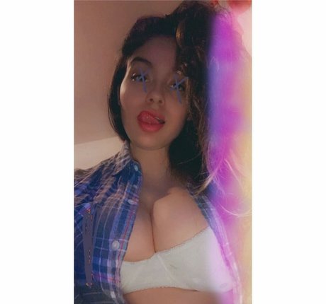 Esmeralda Quintero photo 40