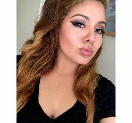 Esmeralda Quintero photo 75