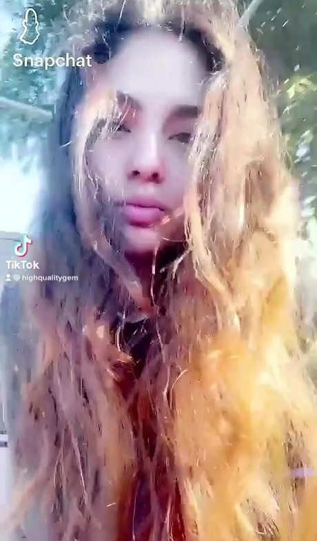 Esmeralda Quintero photo 150