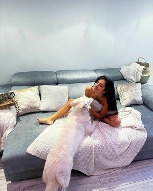 Estela Cruz photo 21
